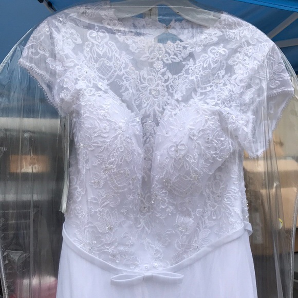 Wedding dress